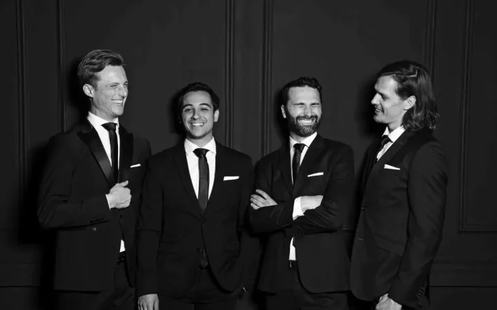 Palangoje kovą koncertuosiantys „The Dutch Tenors“ atgaivino miuziklo „Didysis šou meistras“ hitą