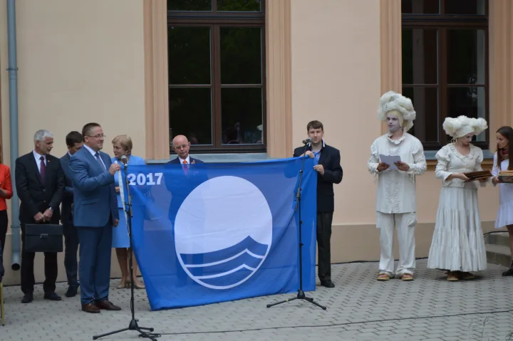 Mėlynoji vėliava vėl plėvesuosPalangos paplūdimyje.